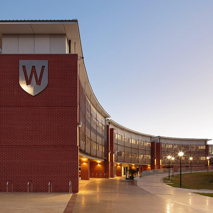Western Sydney University Australia Ranking, Courses, Fees, Reviews